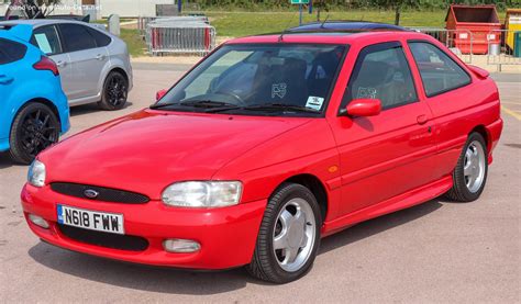 1996 ford escort  Free shippingSpecs datasheet with technical data and performance data plus an analysis of the direct market competition of Ford Escort GT in 1996 the model with 3-door hatchback body and Line-4 1840 cm3 / 112